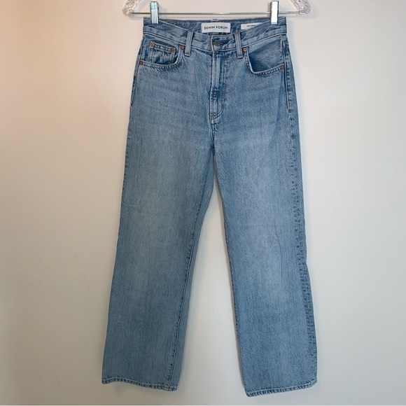 Aritzia Denim Forum The Farrah Hi-Rise Wide Leg Jean 24 - Picture 2 of 14